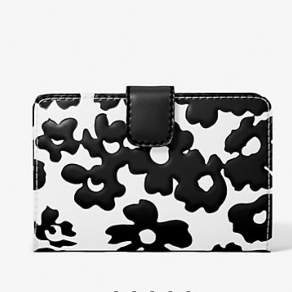 Michael Kors Jet Set Medium Floral Print Bi-Fold Wallet
Black 
NWT - Picture 15 of 16